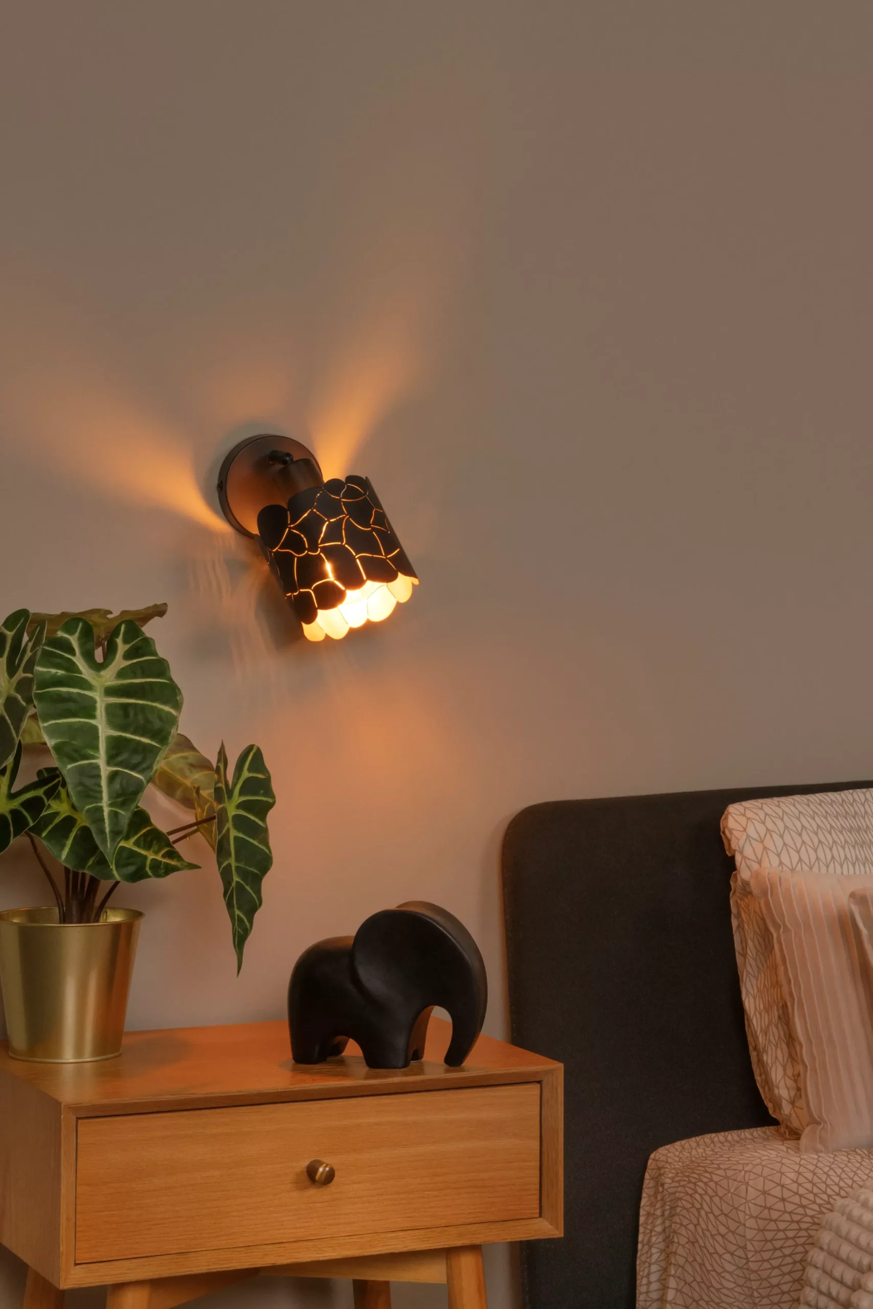ALMELO - Wandspot / Wandlamp - Ø 12 cm - 1xE14 - Zwart*Lucide New