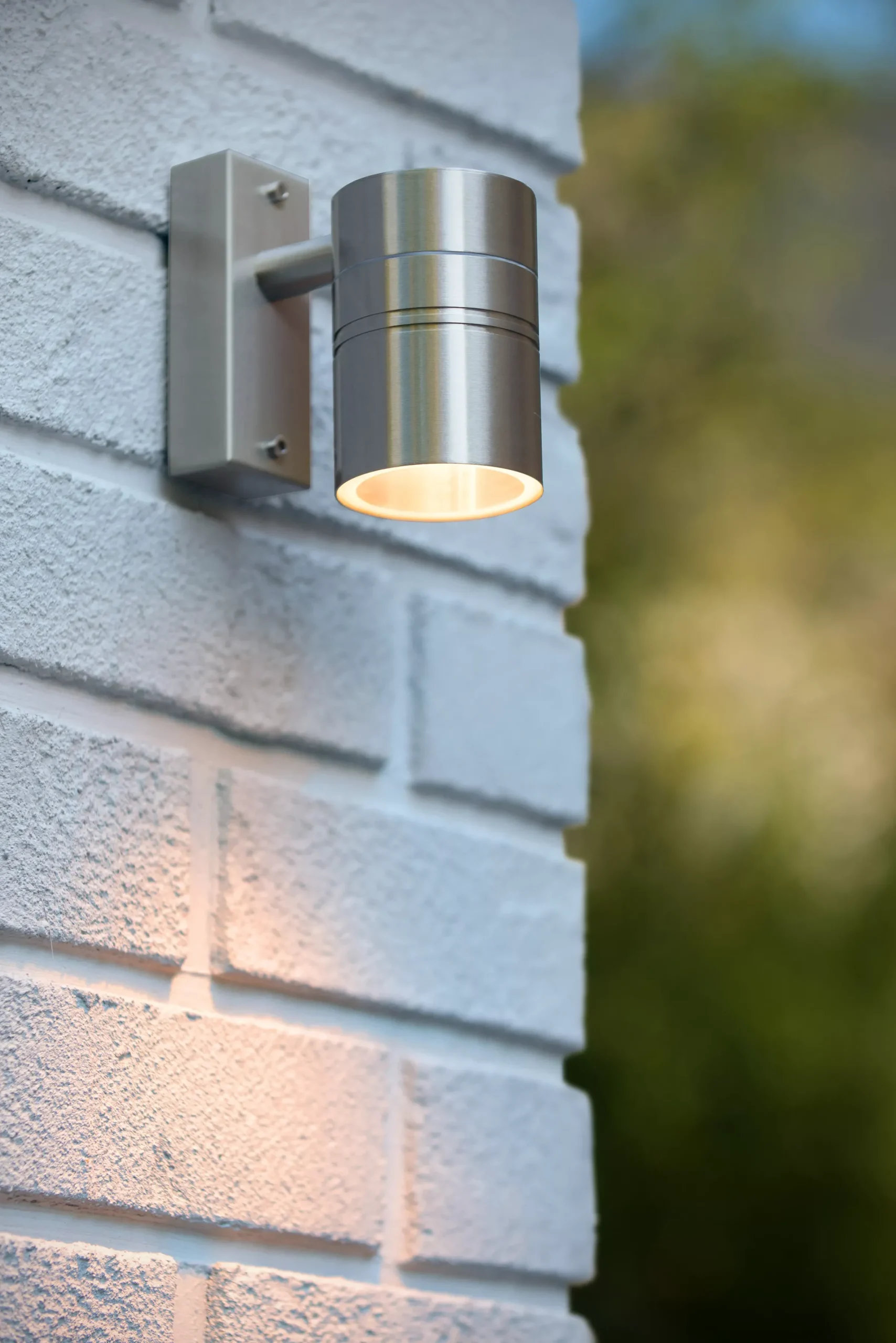 ARNE-LED - Wandspot / Wandlamp Binnen/Buiten - Ø 6,3 cm - LED - GU10 - 1x5W 2700K - IP44 - Mat chroom*Lucide Flash Sale