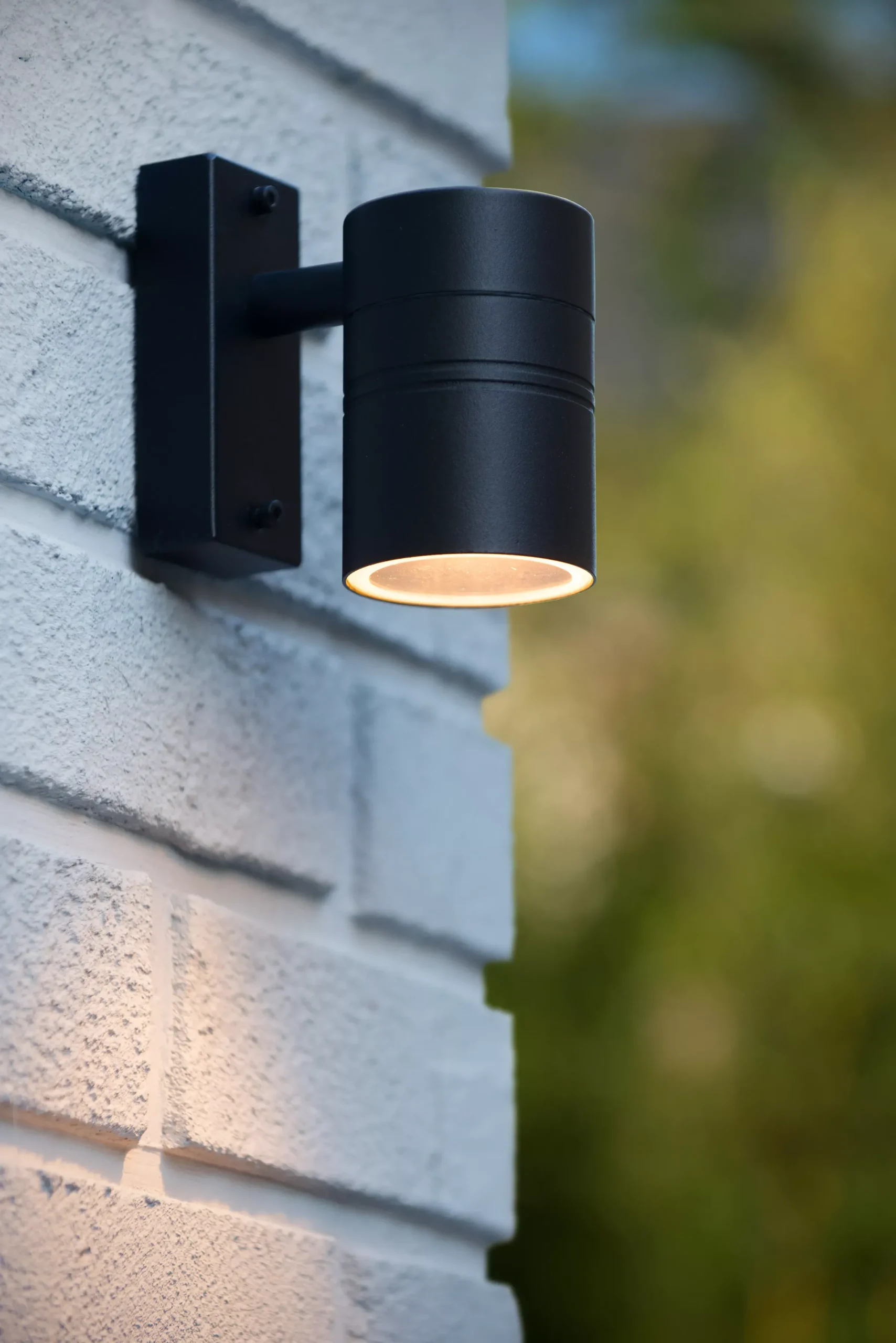 ARNE-LED - Wandspot / Wandlamp Binnen/Buiten - Ø 6,3 cm - LED - GU10 - 1x5W 2700K - IP44 - Zwart*Lucide Discount