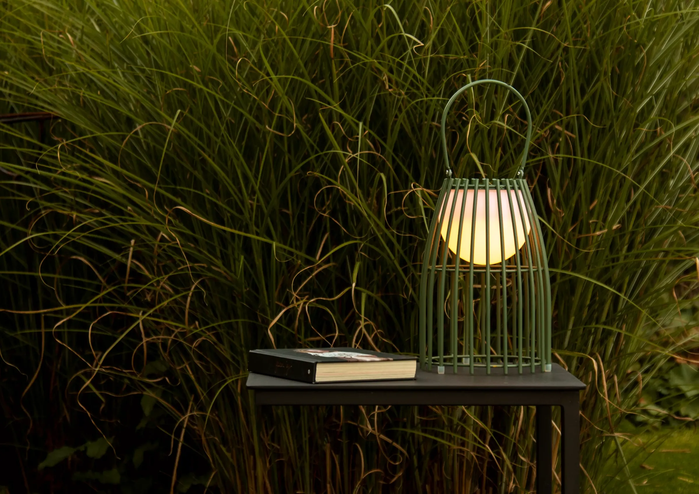 FJARA - Oplaadbare Tafellamp Binnen/Buiten - Accu/Batterij - Ø 17,5 cm - LED Dim to warm - 1x0,3W 2800K/3200K - IP44 - Groen*Lucide Best