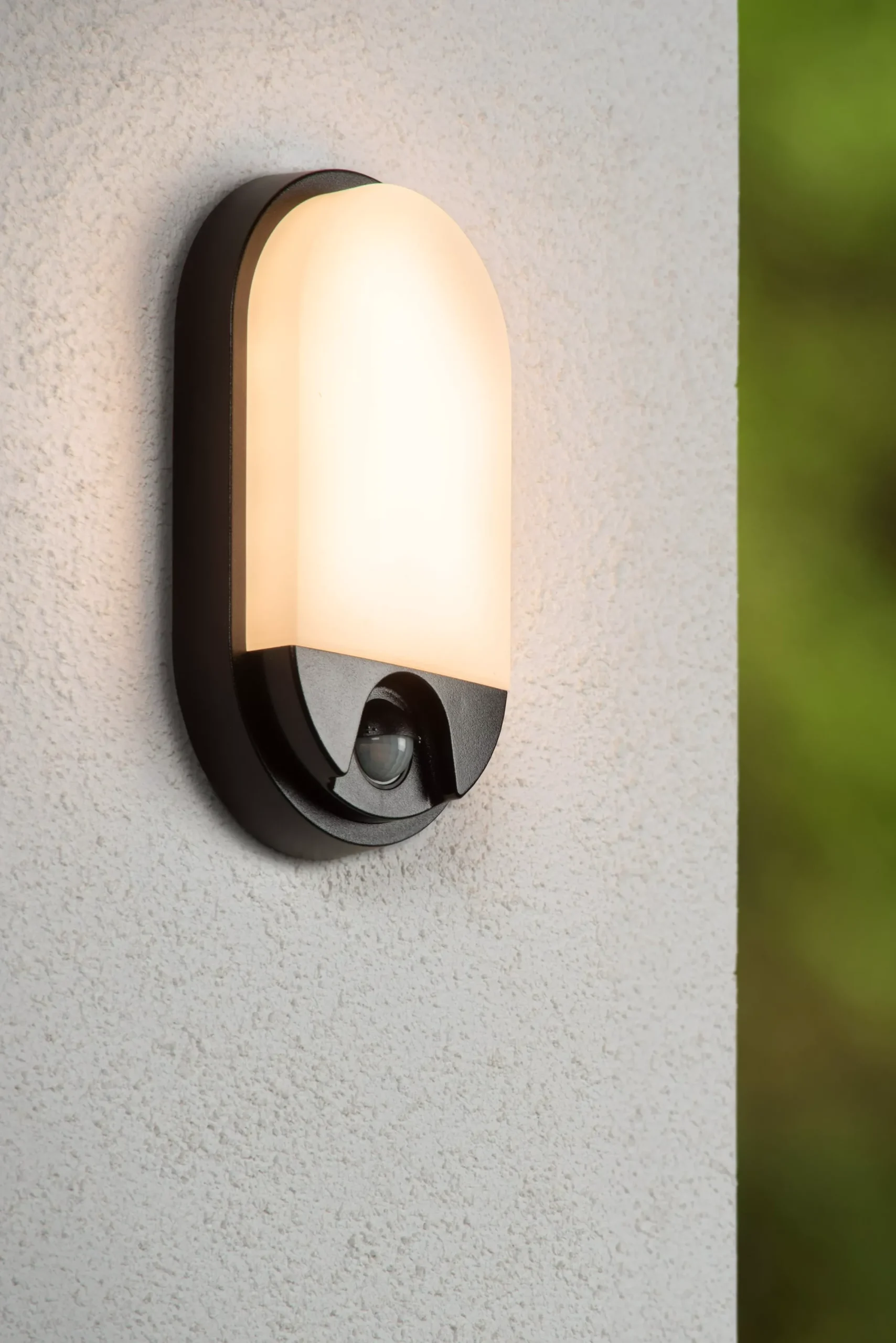 HUPS IR - Wandlamp Binnen/Buiten - LED - 1x10W 3000K - IP54 - Beweging & dag/nacht sensor - Zwart*Lucide Outlet