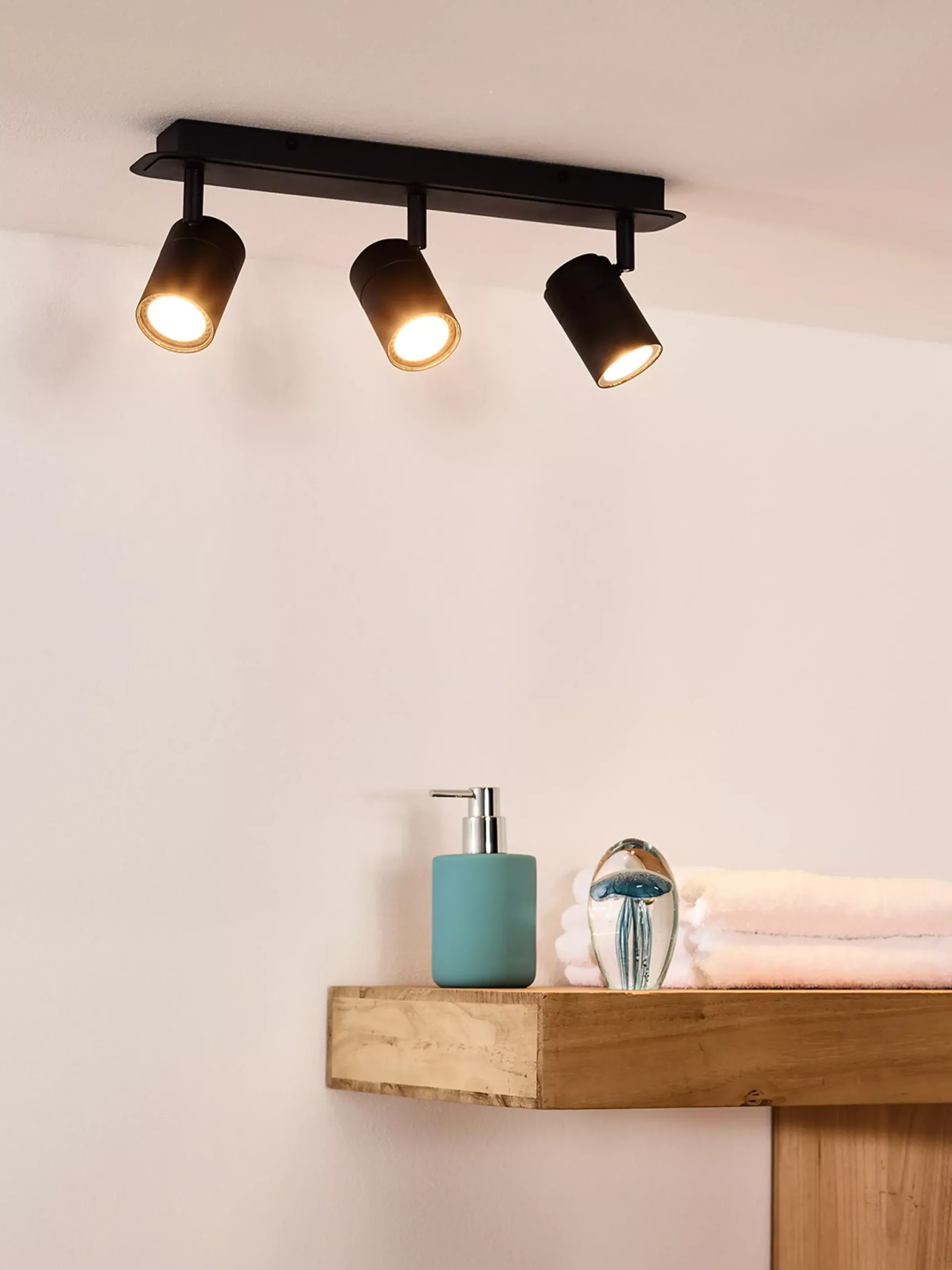LENNERT - Plafondspot Badkamer - LED Dimb. - GU10 - 3x5W 3000K - IP44 - Zwart*Lucide Discount
