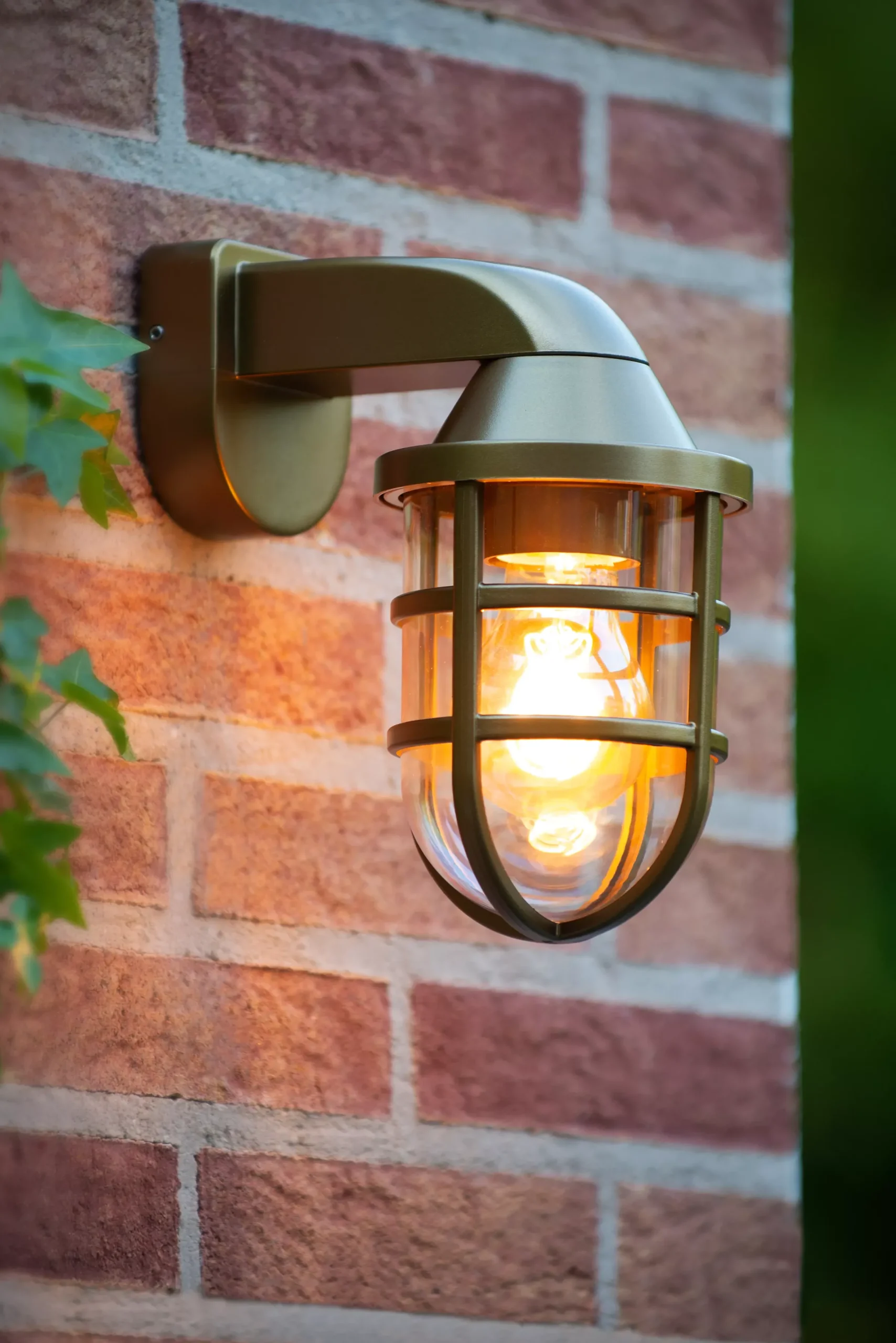 LEWIS - Wandlamp Binnen/Buiten - 1xE27 - IP44 - Mat Goud / Messing*Lucide Store