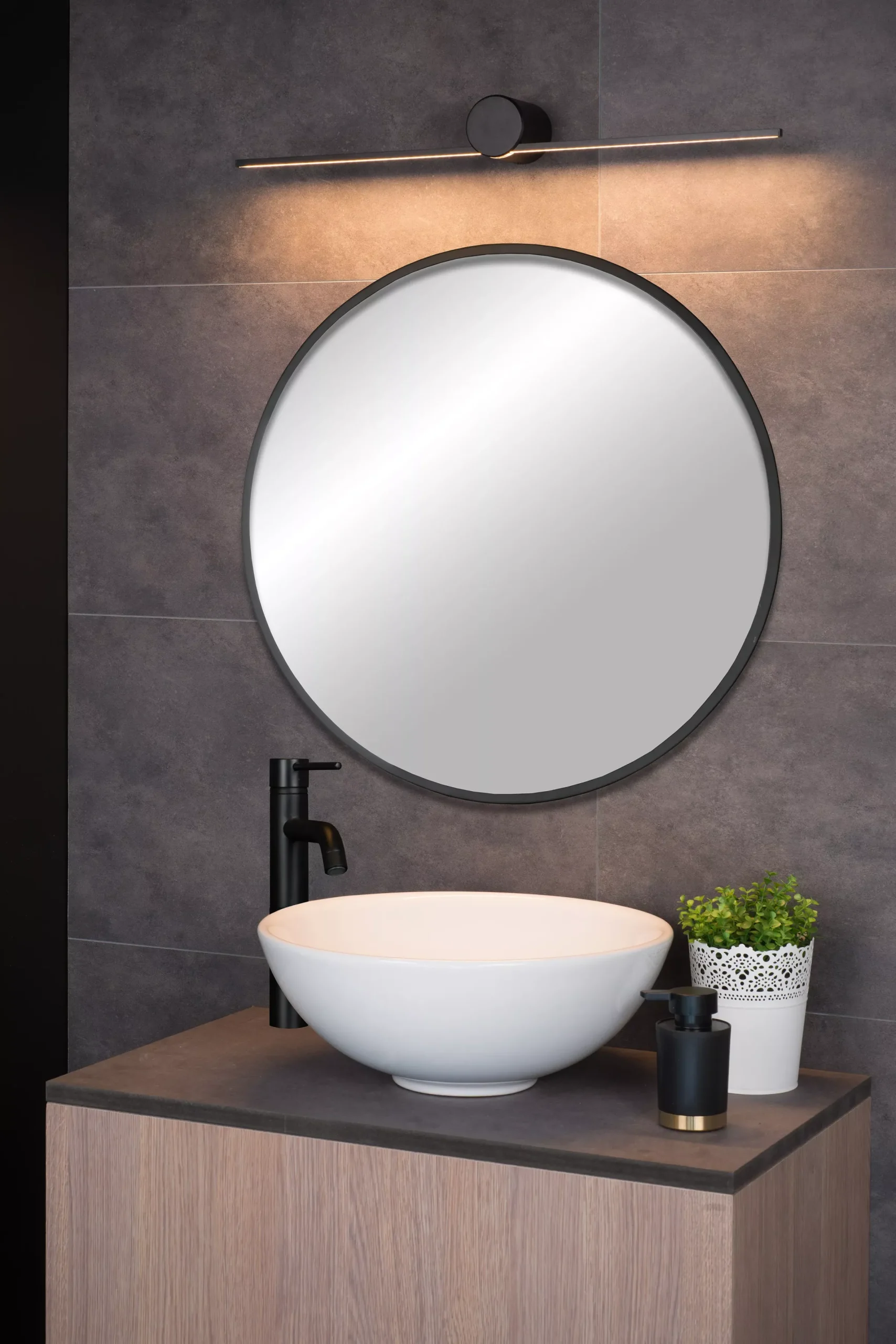 MIZAR - Wandlamp Badkamer - LED - 1x6W 2700K - IP44 - Zwart*Lucide Online