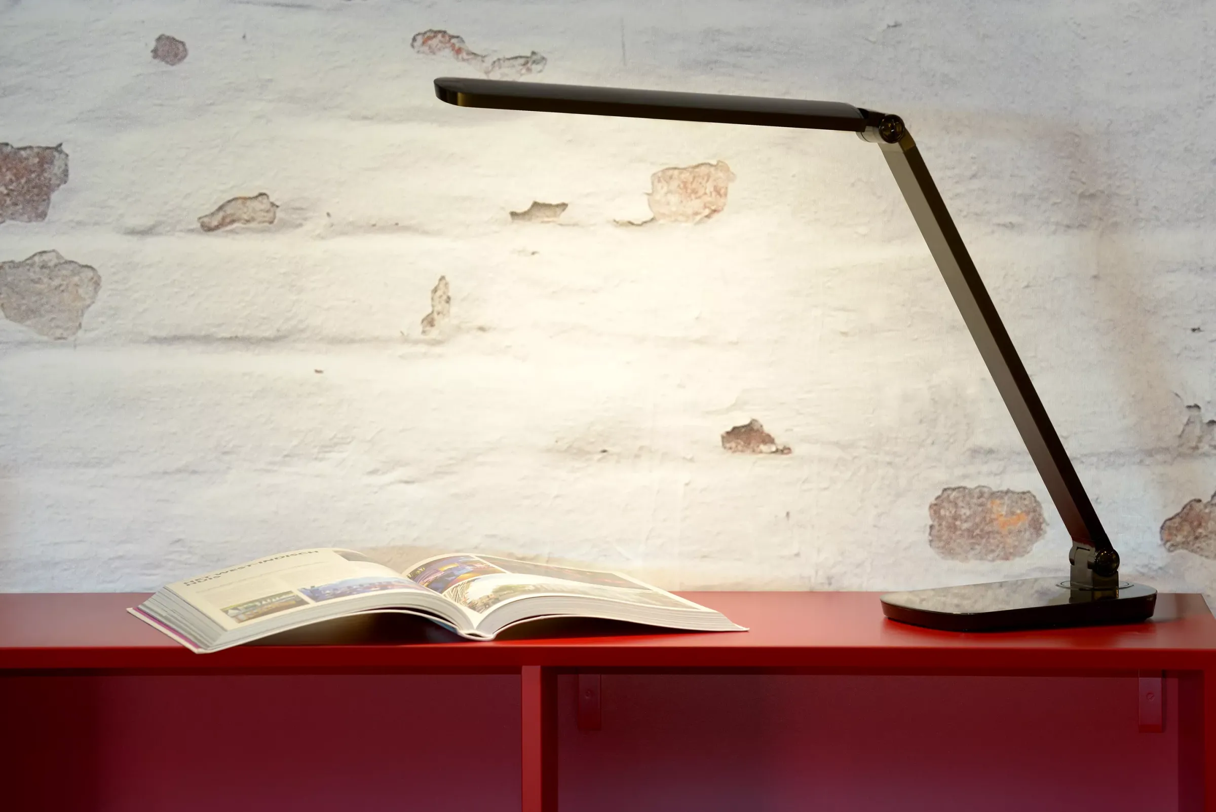 VARIO LED - Bureaulamp - LED Dim to warm - 1x8W 2700K/6500K - Zwart*Lucide Sale