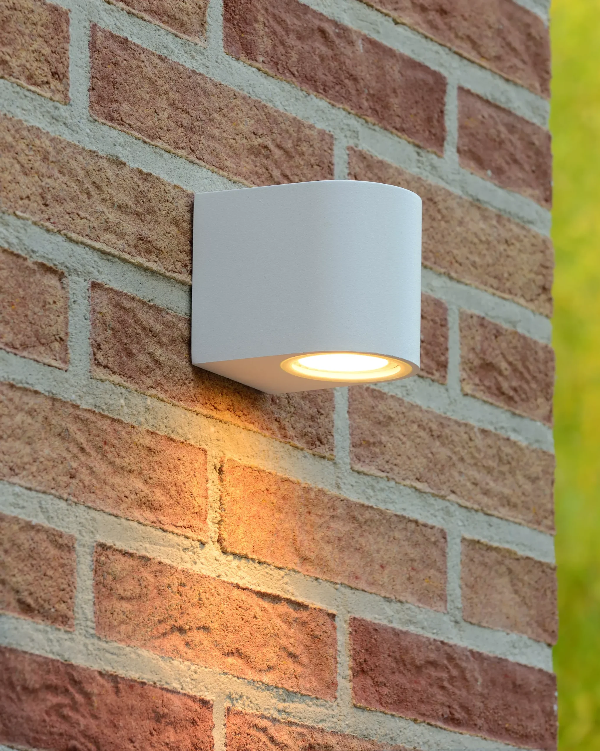 ZORA-LED - Wandspot / Wandlamp Binnen/Buiten - LED Dimb. - GU10 - 1x5W 3000K - IP44 - Wit*Lucide Hot